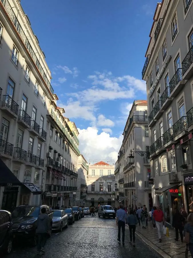 Guest Love Chiado Lisboa 0*,  Portugal